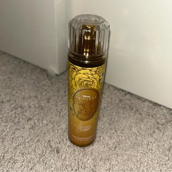 Disney Princess Belle B&W - Picture 2 of 5